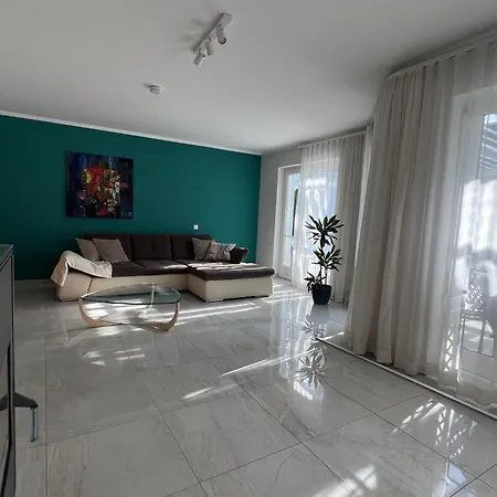 Haus Lurnfeld *