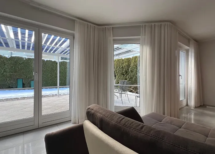 Semesterbostad Haus Lurnfeld